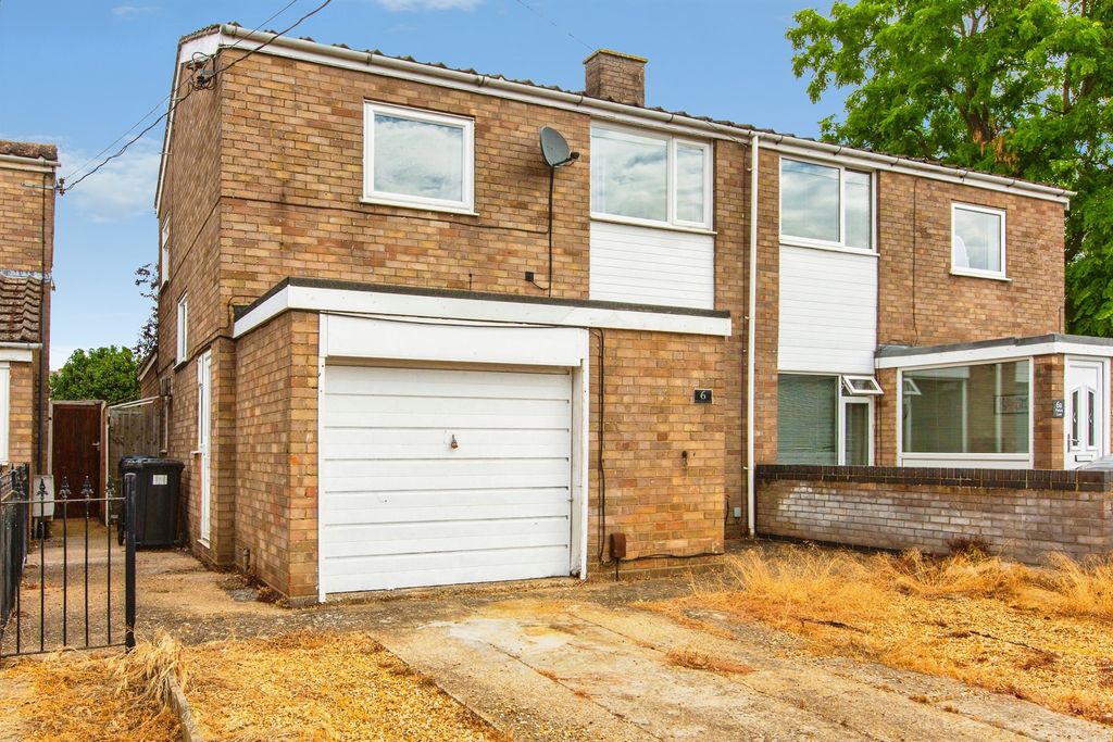 Property photo 1 of 16