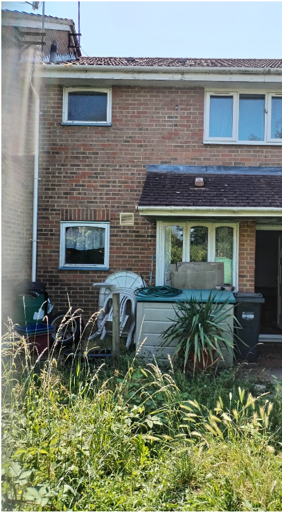 Property photo 1 of 6