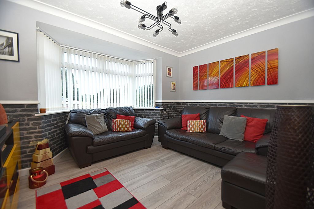 Property photo 2 of 15 Dsc_9952