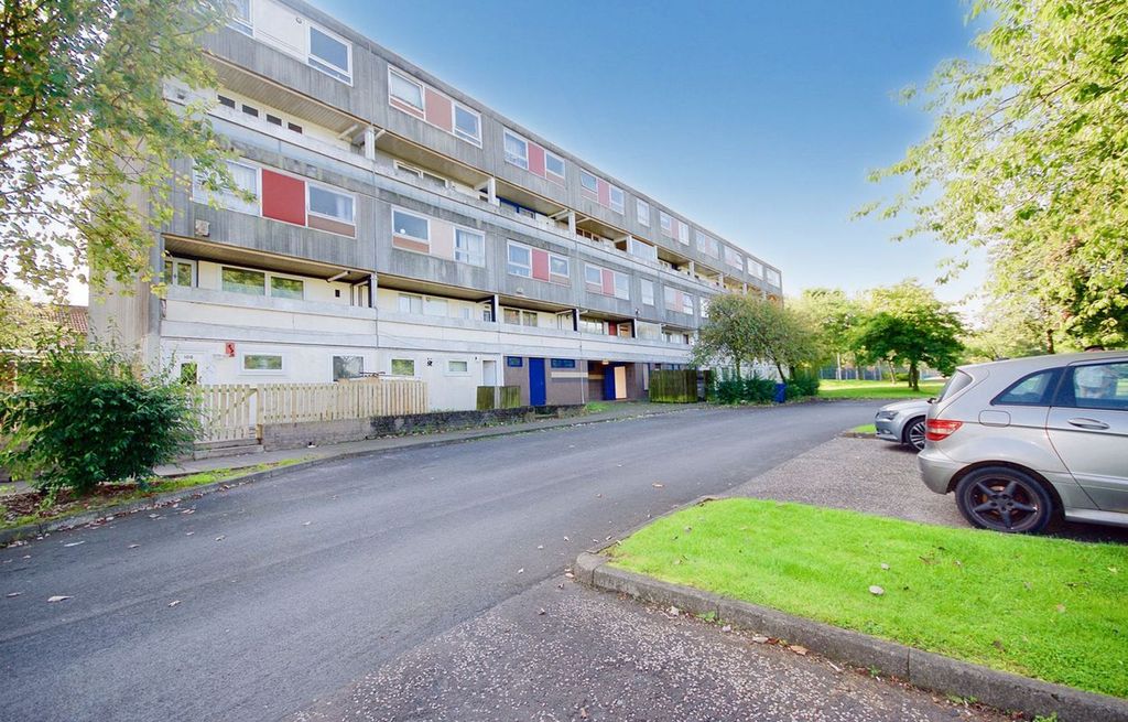 Property photo 1 of 1