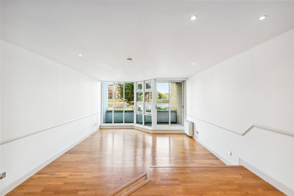 Property photo 2 of 9 Reception Room