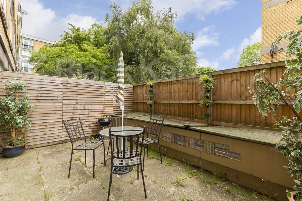 Property photo 3 of 11