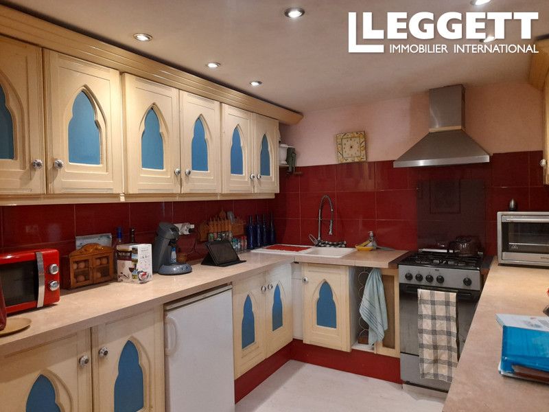 Property photo 3 of 10