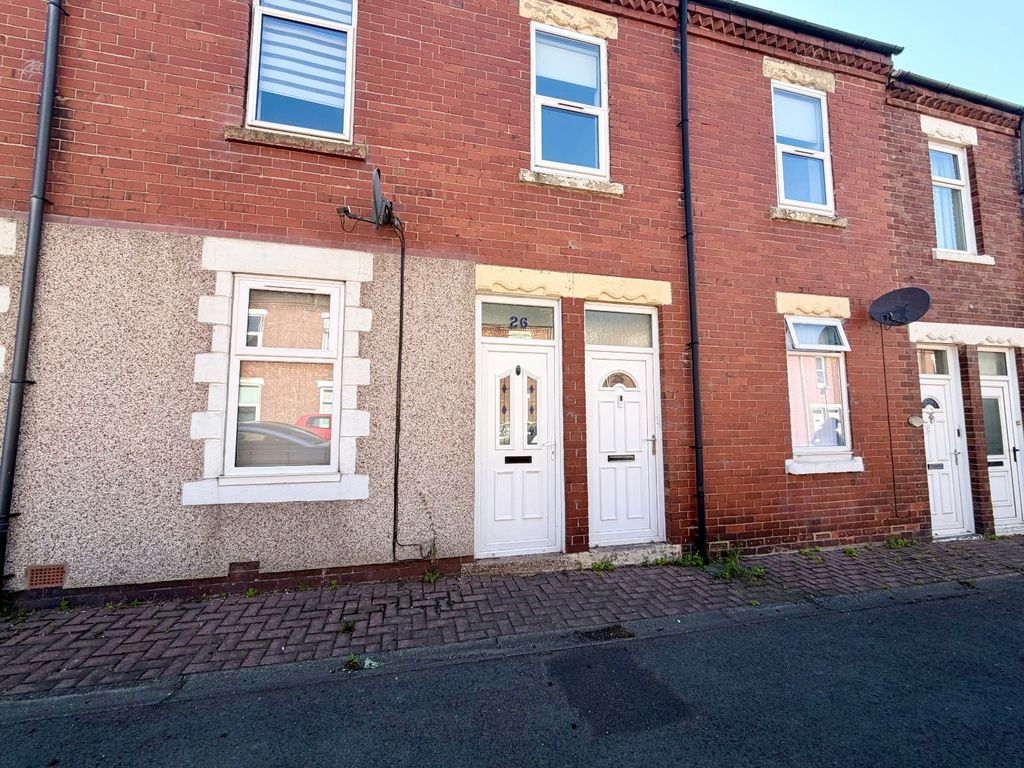 Property photo 1 of 12 Outside