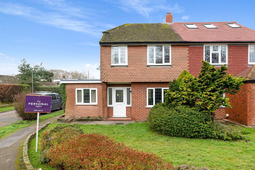 Property photo 1 of 13 Canons Lane