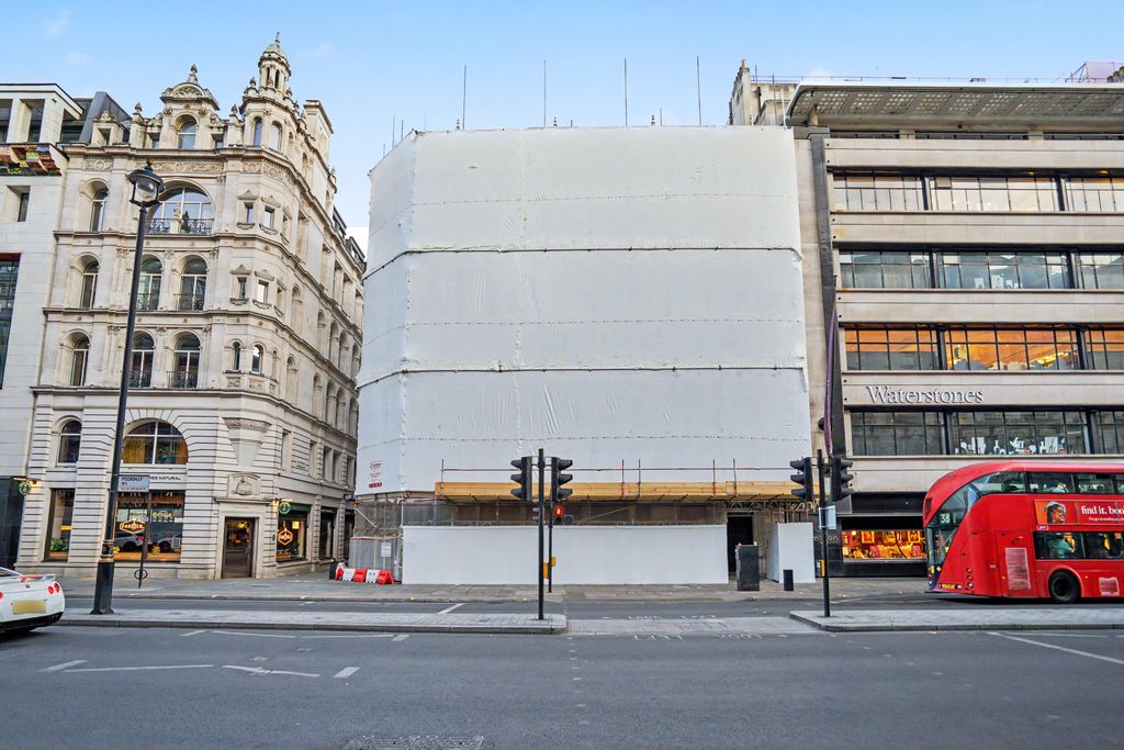 Property photo 1 of 14 Flat 48, Bank Chambers, 25 Jermyn Street, St. James, London, Sw1Y 6Hr
