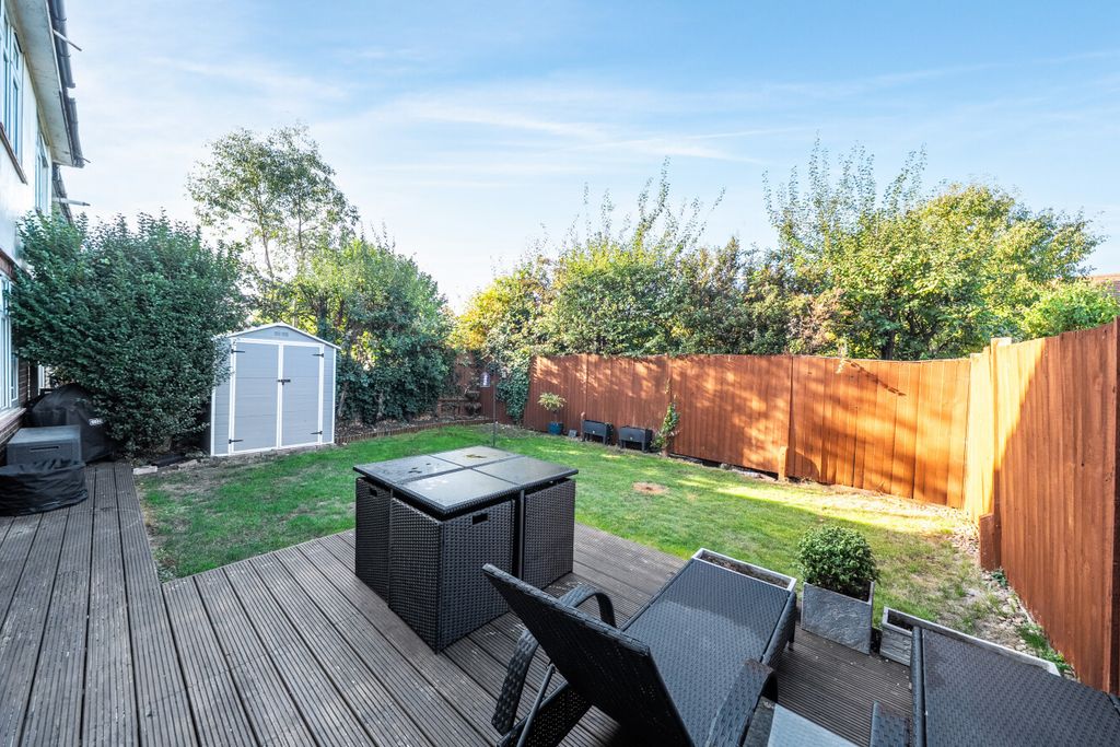 Property photo 2 of 21 1527288-26-6Abf75...