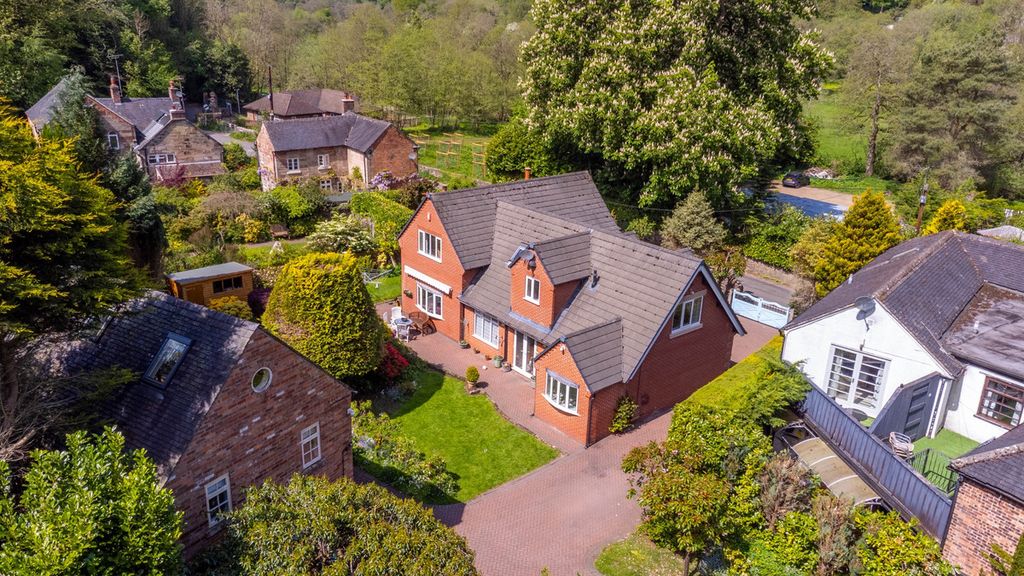 Property photo 2 of 46