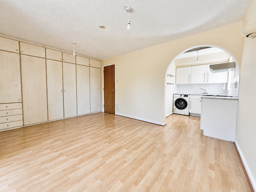 Property photo 3 of 7