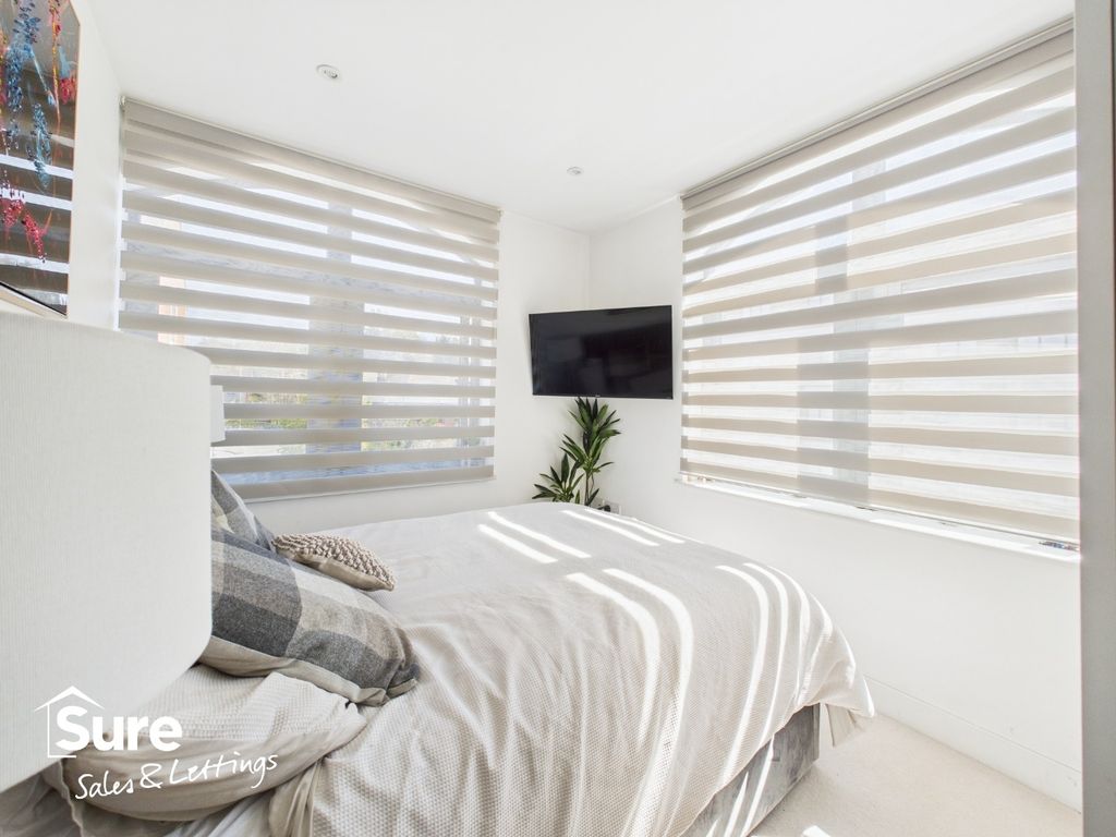 Property photo 3 of 16 1794972