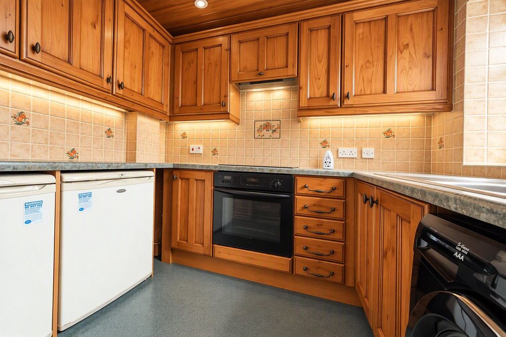 Property photo 3 of 7 Picture No. 04