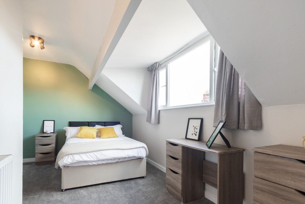 Property photo 2 of 12 Property Photo