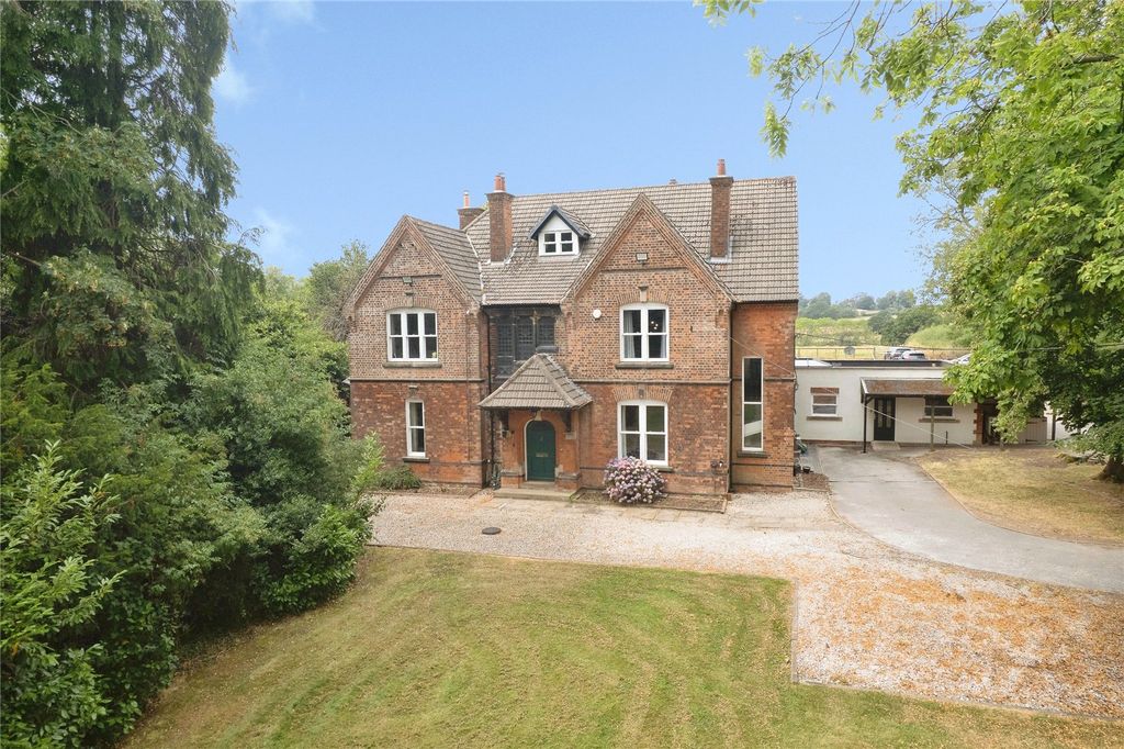 Property photo 1 of 47 Picture No. 47