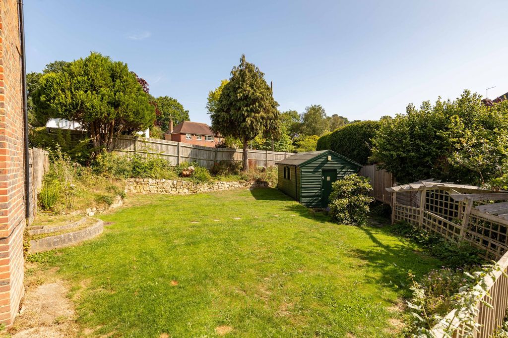 Property photo 2 of 26