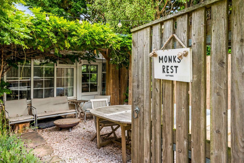 Property photo 2 of 15