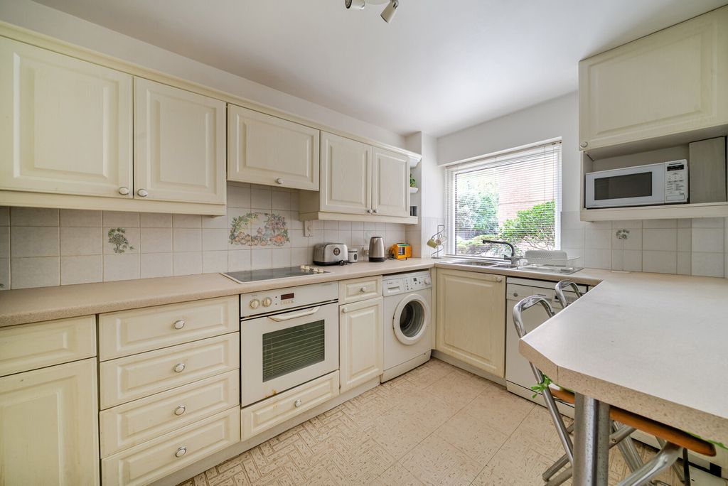 Property photo 3 of 12 1-6A74B80Bb600E-4...