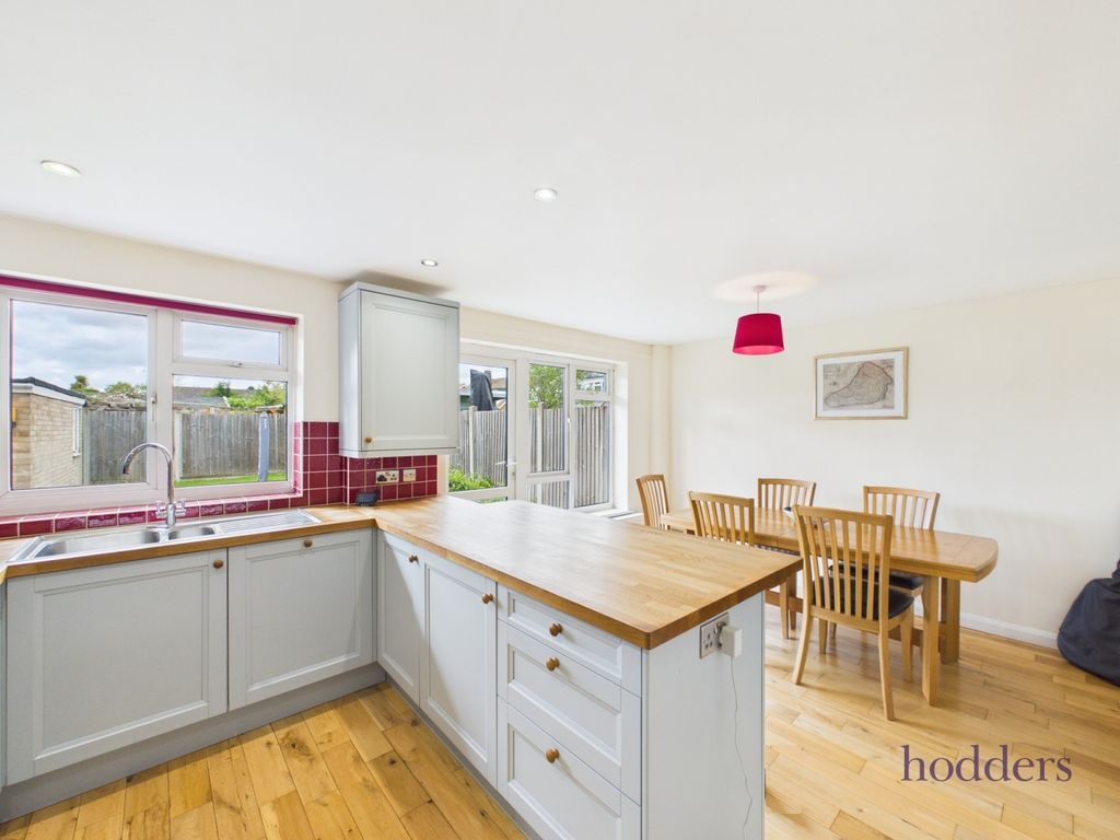 Property photo 1 of 17 Picture No. 23