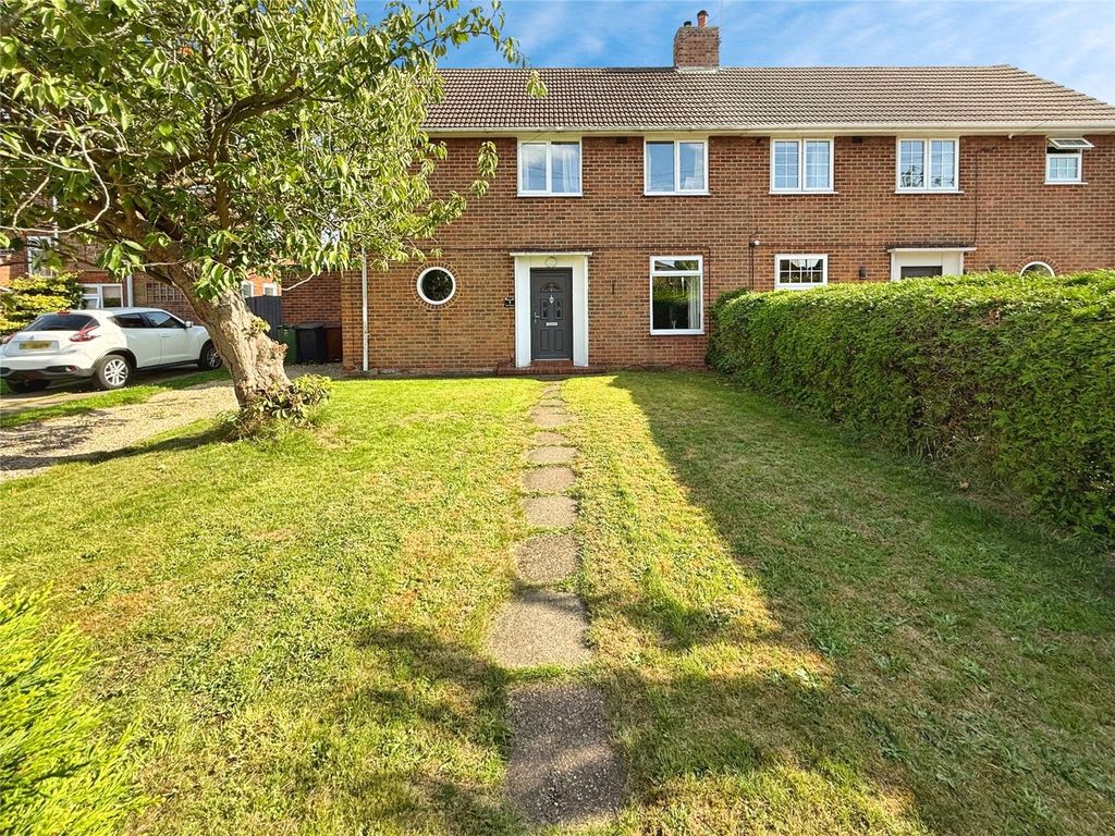 Property photo 1 of 17 Outside