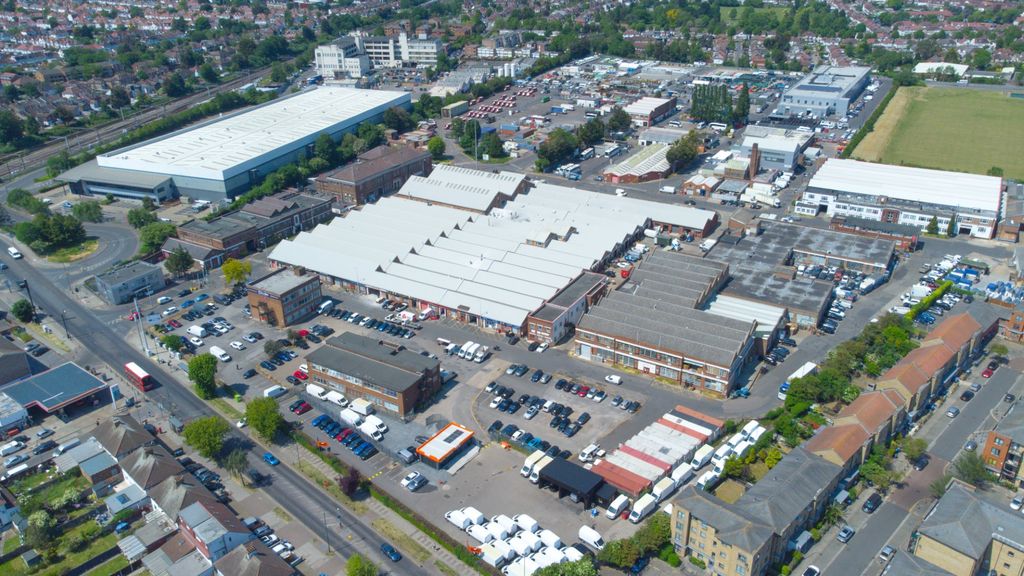 Property photo 3 of 3