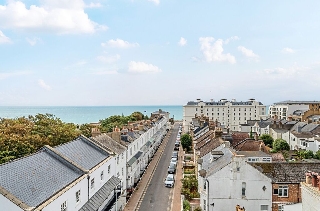 Property photo 3 of 14 1497798-25-6A68A2...