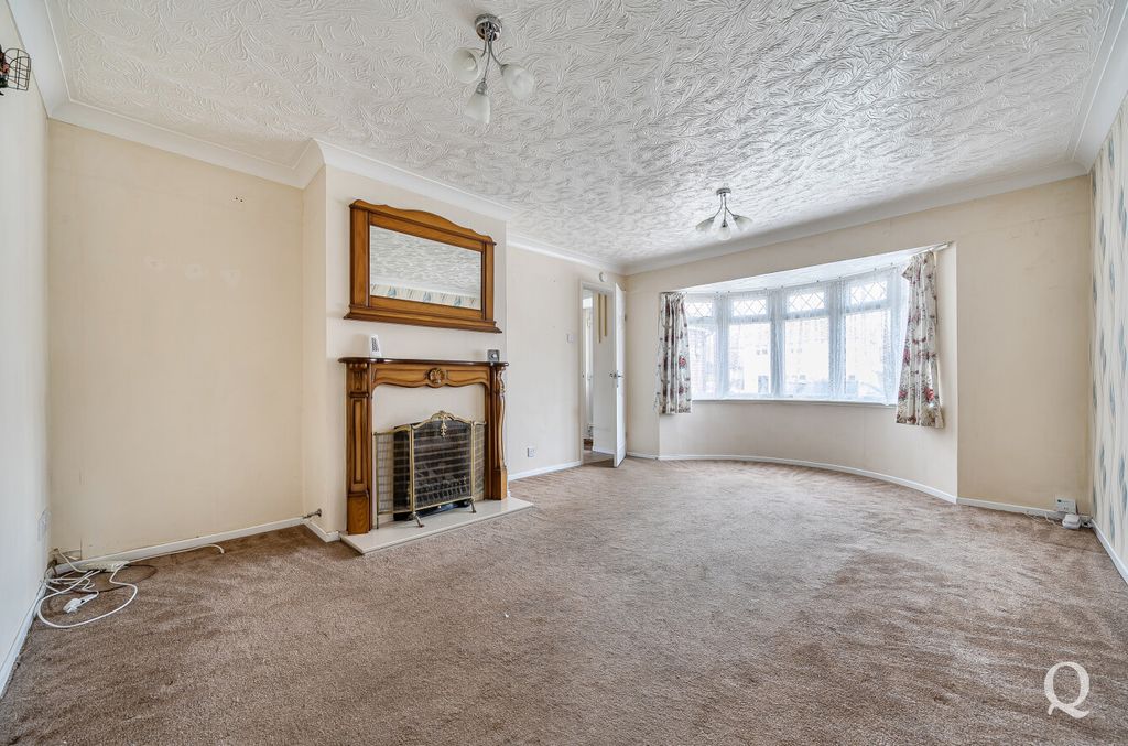 Property photo 2 of 23 024c0296-d2Aa-4Ab...