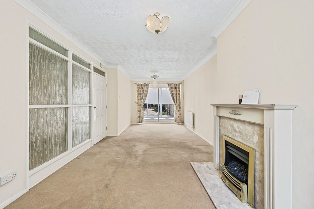 Property photo 3 of 16 Pbox-Img.Jpg