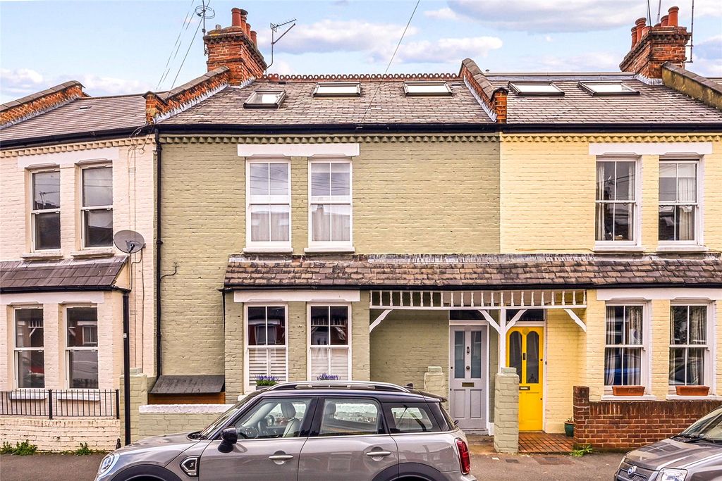 Property photo 1 of 16 Exterior