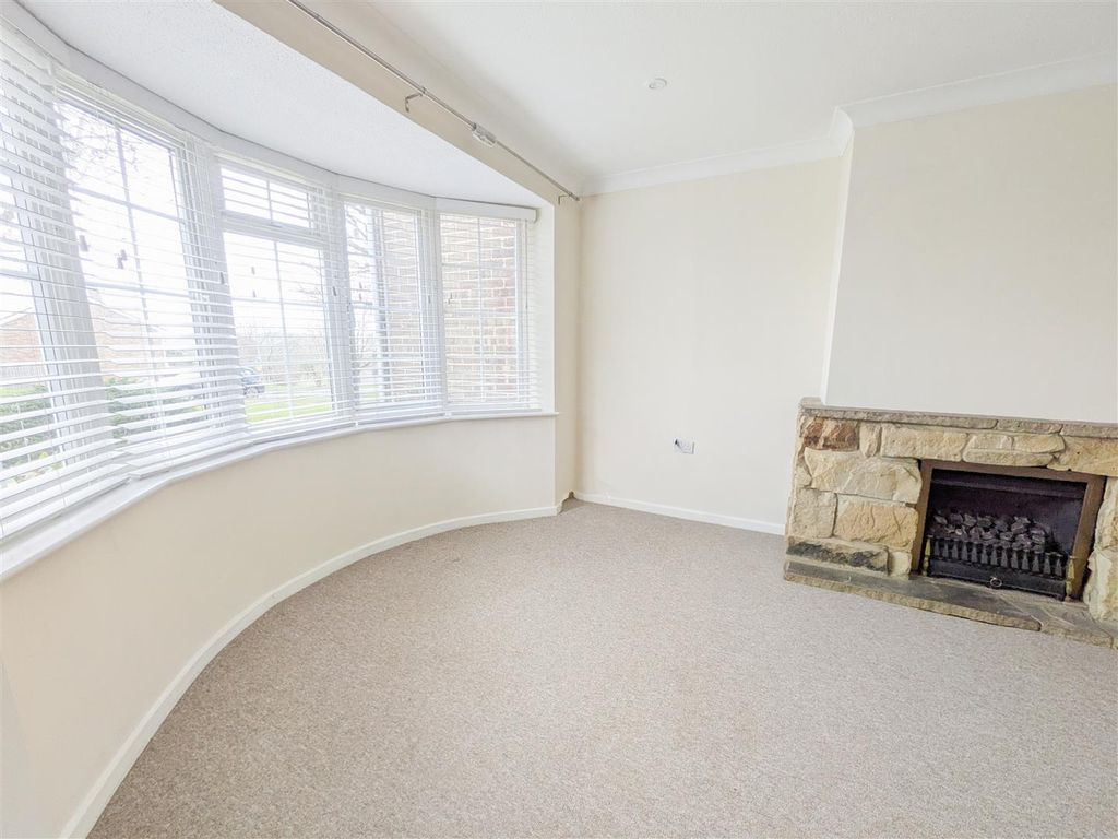 Property photo 3 of 18 13-Pxl_20260316_120303696.Jpg