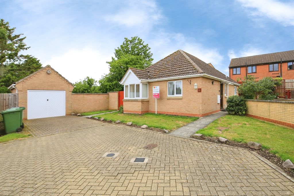 Property photo 1 of 14