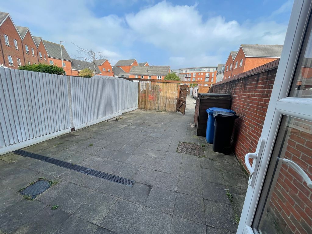 Property photo 2 of 11 Img_8171