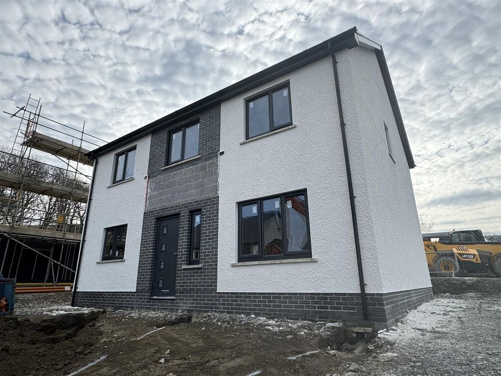 Property photo 1 of 3 Fore.Jpg