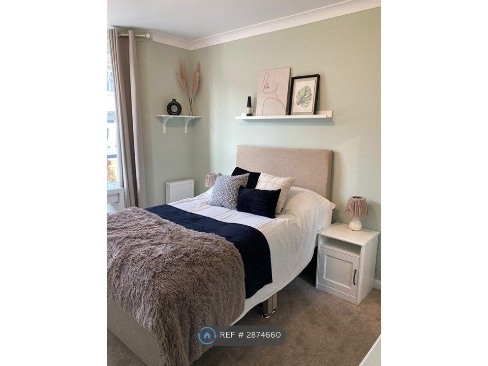 Property photo 1 of 11 Your Double With Ensuite