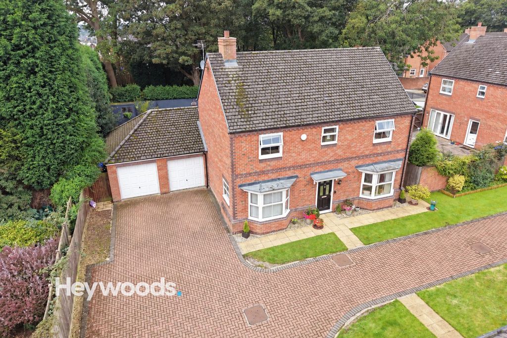 Property photo 1 of 59