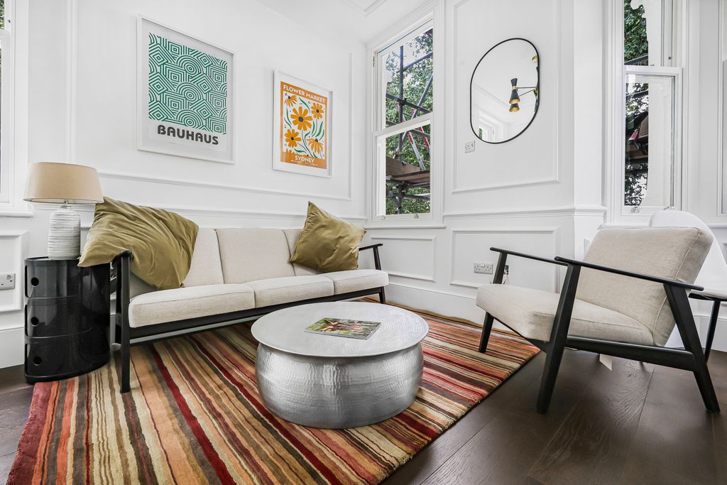 Property photo 3 of 4