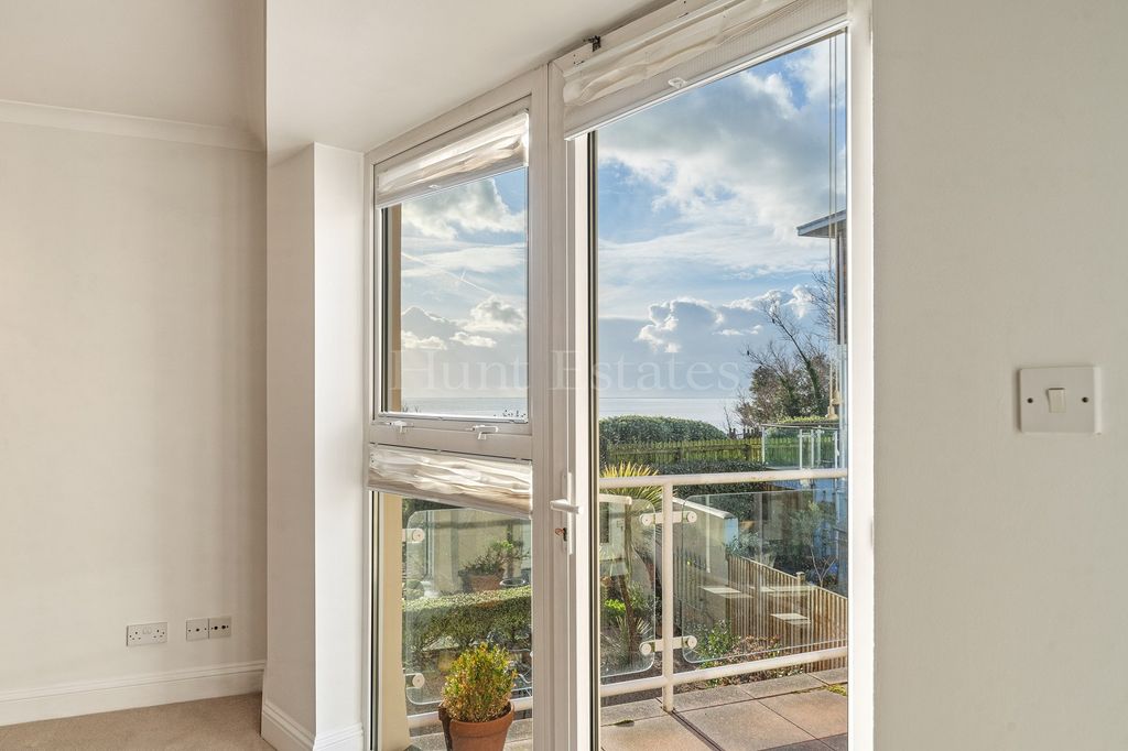 Property photo 2 of 13 Not Specified