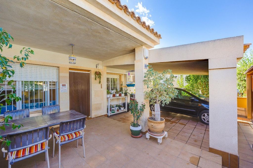 Property photo 1 of 42