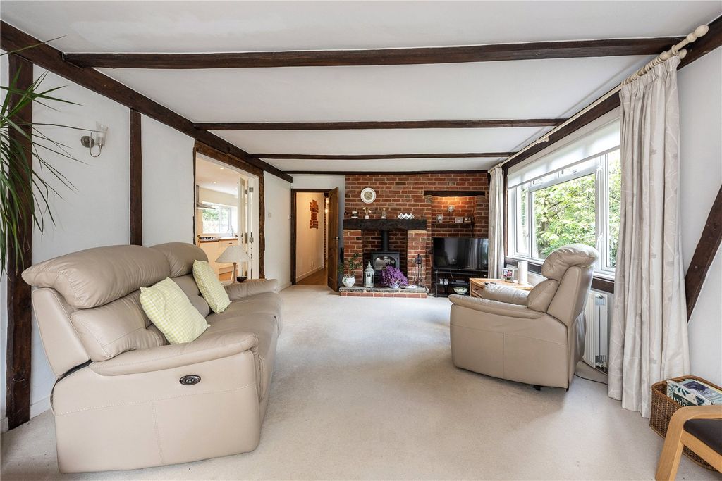 Property photo 3 of 25 Picture No. 32