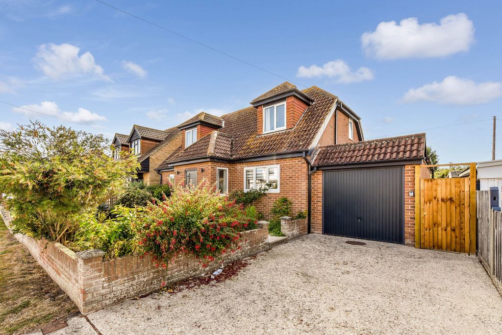 Property photo 1 of 27