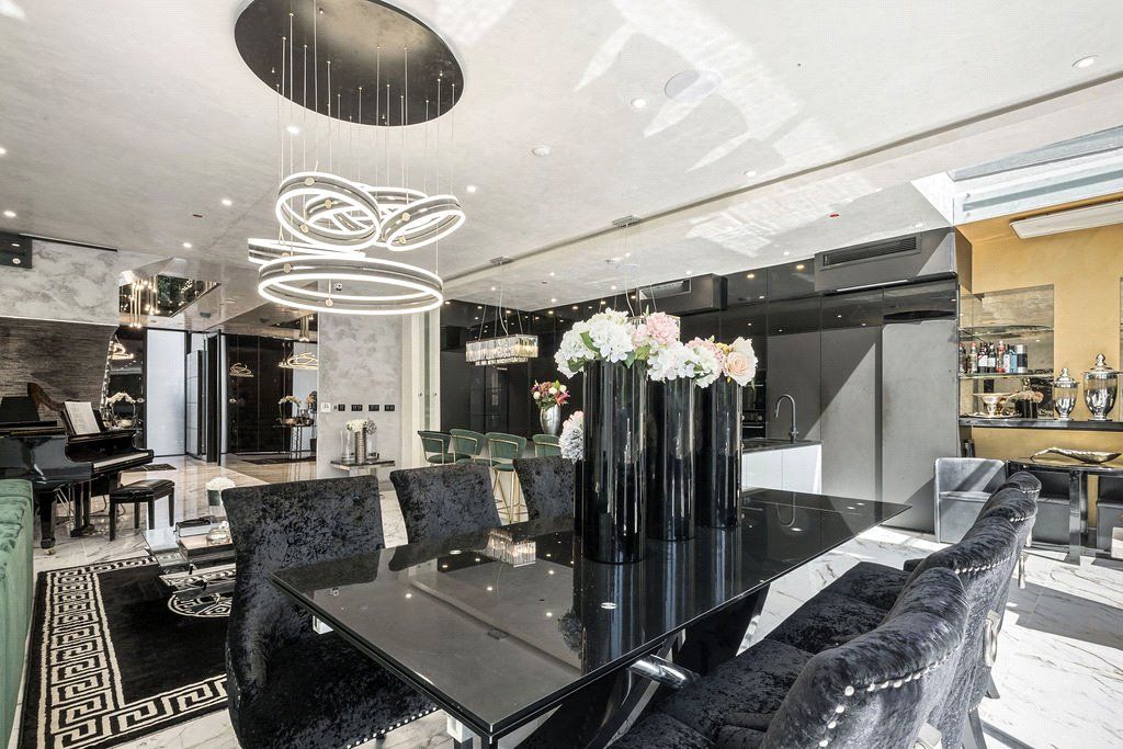 Additional image 24 of 5 bed detached house to rentWaggon Road, Barnet EN4