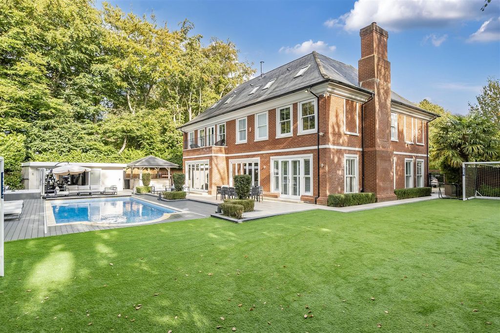 Property photo 1 of 58 Rear View