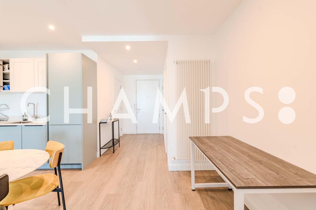 Property photo 2 of 6 054A0008
