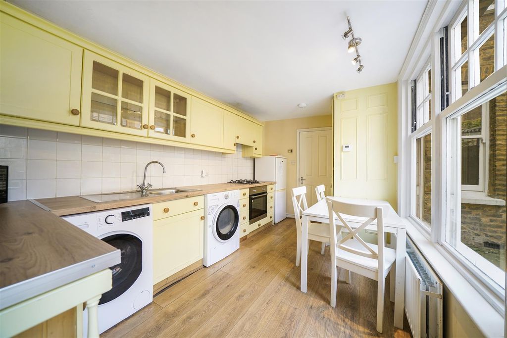 Property photo 2 of 13 Yeldham Road - 6Vtk0Cjvzjzlft7S1Ujt.Jpg