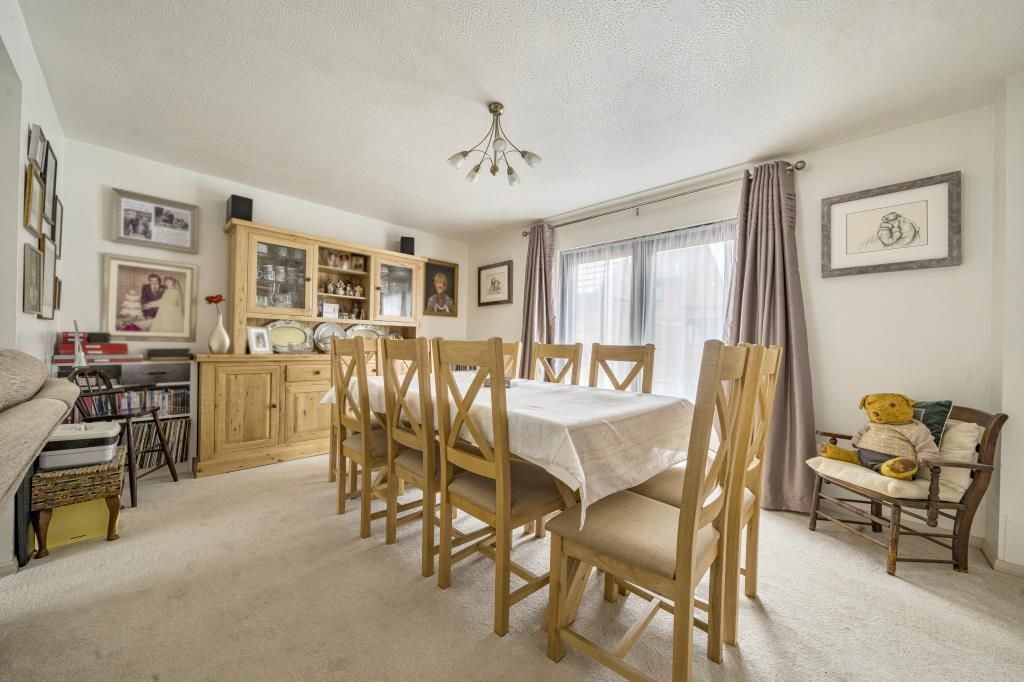 Property photo 2 of 20 Dining Area