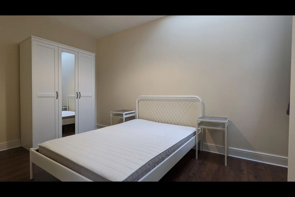 Property photo 3 of 6 Photo 2