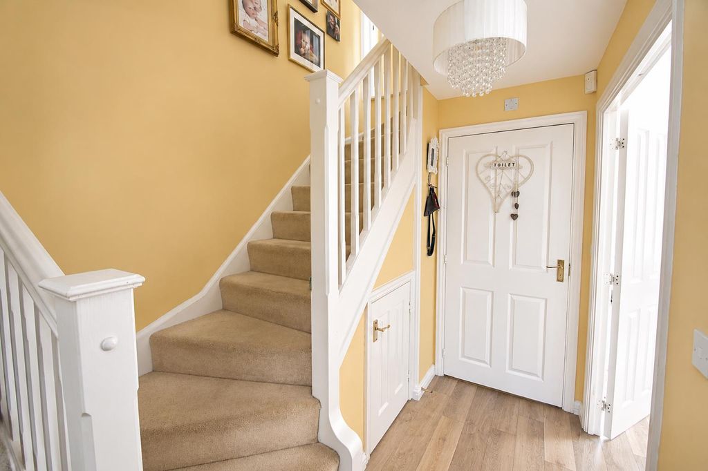 Property photo 3 of 30