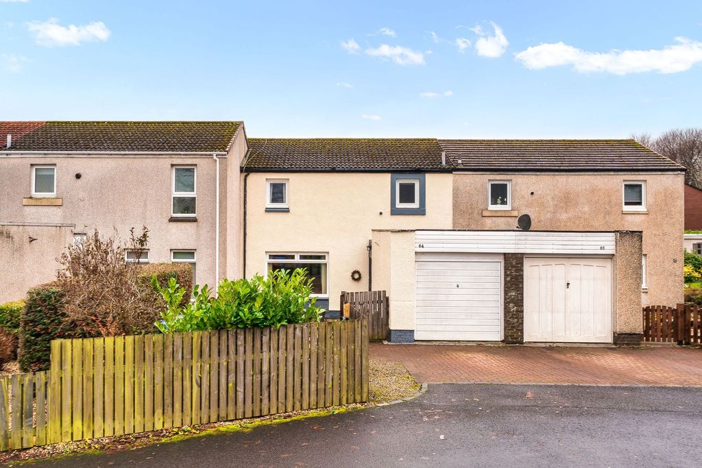 Property photo 2 of 44 Front View