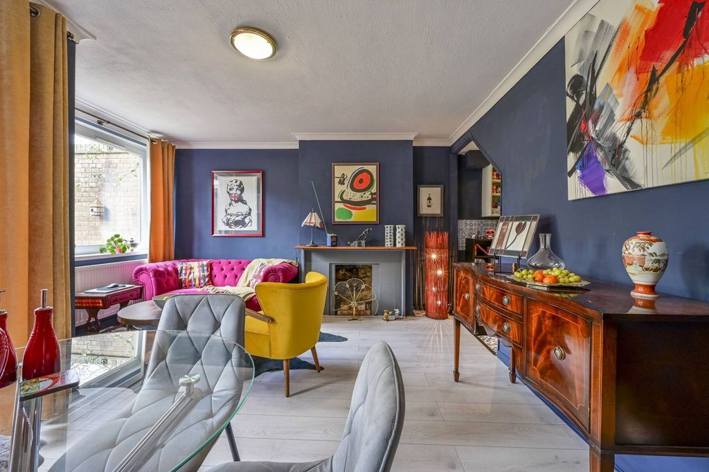 Property photo 2 of 15