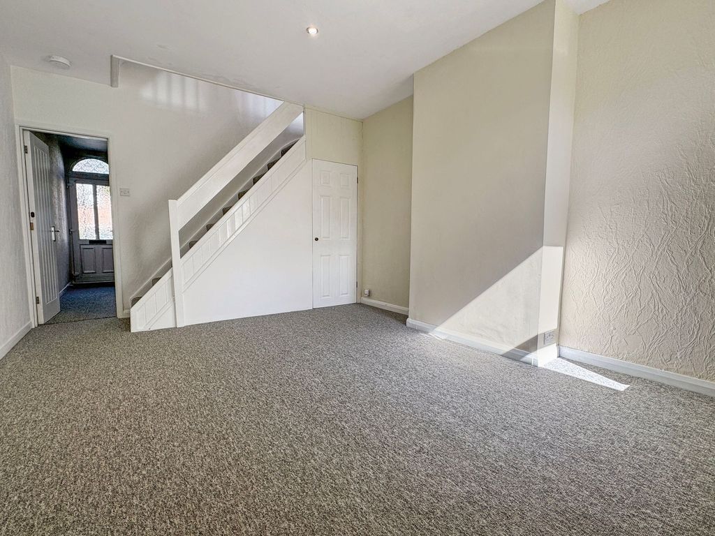 Property photo 2 of 17 Photo 1
