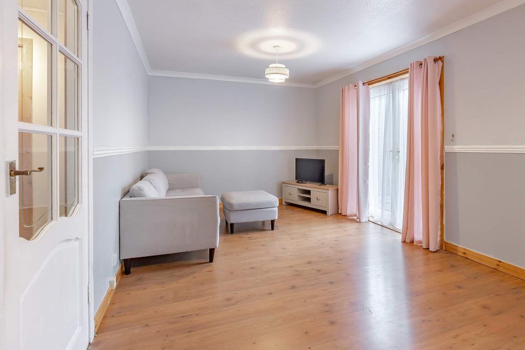 Property photo 2 of 24