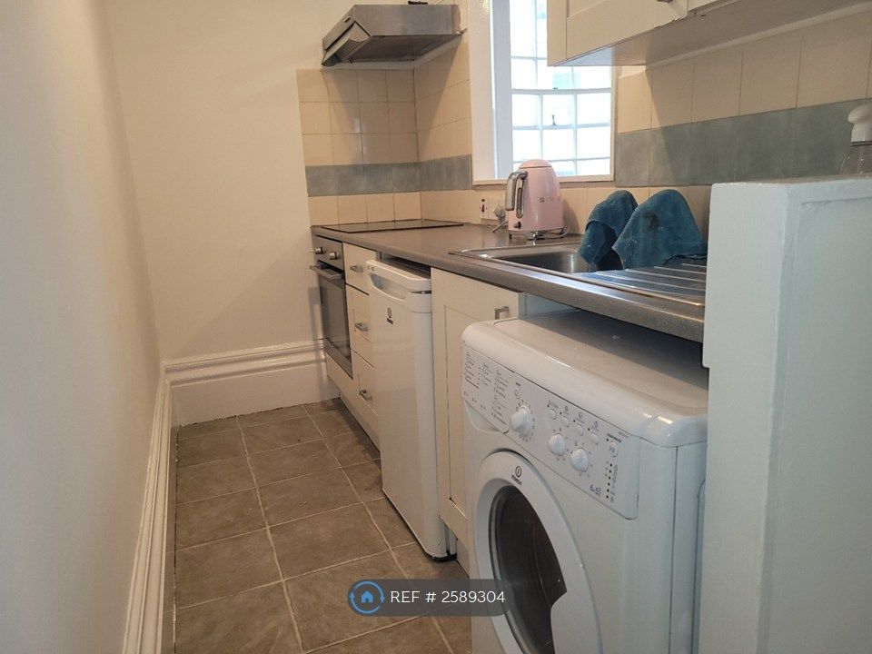 Property photo 3 of 7